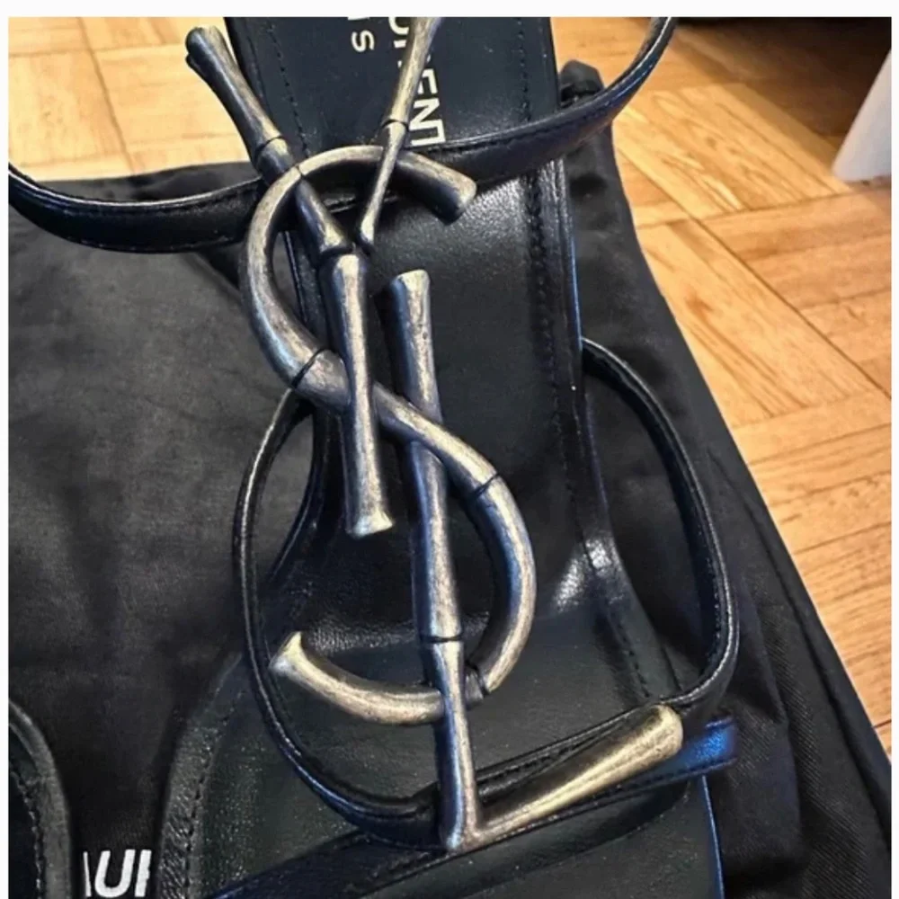 Saint Laurent Black Heels with Gold Logo Accent - Picture 4 of 8